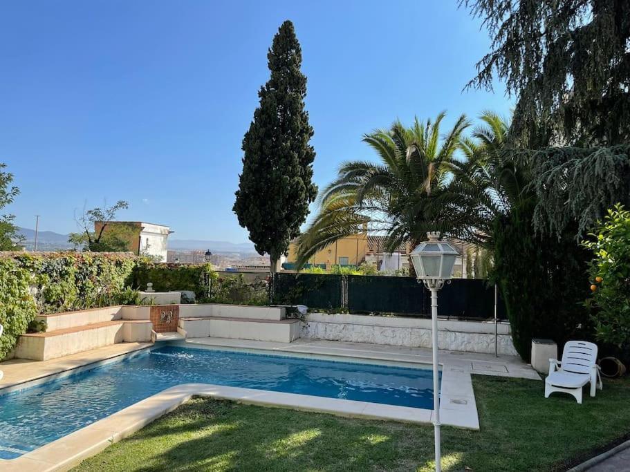 Villa A Los Pies De La Alhambra Granada Bagian luar foto
